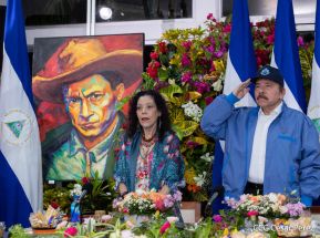Presidente-Comandante Daniel en comunicación con las Familias Nicaragüenses