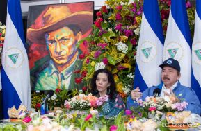 Presidente-Comandante Daniel en comunicación con las Familias Nicaragüenses