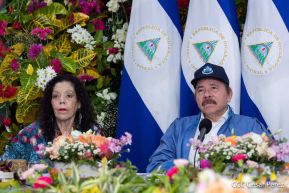 Presidente-Comandante Daniel en comunicación con las Familias Nicaragüenses