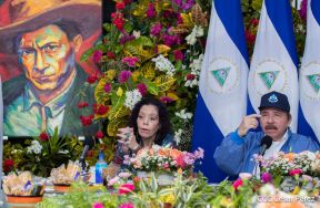 Presidente-Comandante Daniel en comunicación con las Familias Nicaragüenses