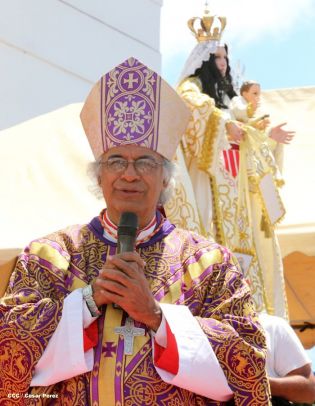 Jubiloso pueblo de Matagalpa recibe al Cardenal Leopoldo Brenes  