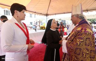 Jubiloso pueblo de Matagalpa recibe al Cardenal Leopoldo Brenes  