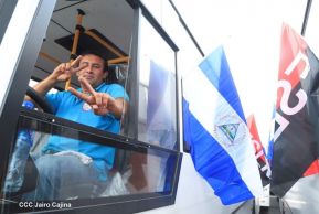 Segunda flota de buses rusos, porque  aquí Todos los Triunfos son del Pueblo!