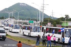 Segunda flota de buses rusos, porque  aquí Todos los Triunfos son del Pueblo!