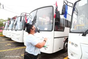 Segunda flota de buses rusos, porque  aquí Todos los Triunfos son del Pueblo!