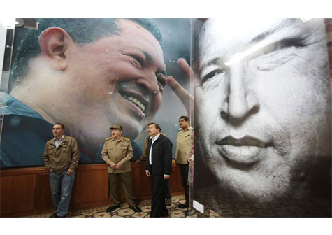 Daniel y Rosario visitan Cuartel 4F en Venezuela