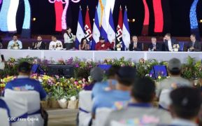 250 Buses Nuevos para el Pueblo: Obras de Amor, Obras de Buen Corazón 