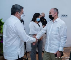 Reunión del Presidente Daniel Ortega y Compañera Rosario con el Presidente de Honduras Juan Orlando Hernández