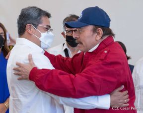 Reunión del Presidente Daniel Ortega y Compañera Rosario con el Presidente de Honduras Juan Orlando Hernández