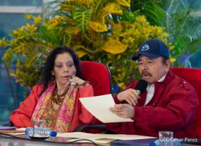 Reunión del Presidente Daniel Ortega y Compañera Rosario con el Presidente de Honduras Juan Orlando Hernández