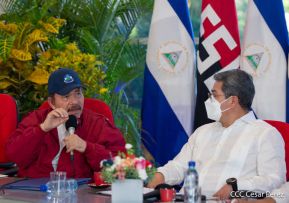 Reunión del Presidente Daniel Ortega y Compañera Rosario con el Presidente de Honduras Juan Orlando Hernández