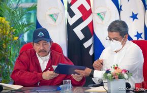 Reunión del Presidente Daniel Ortega y Compañera Rosario con el Presidente de Honduras Juan Orlando Hernández