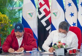 Reunión del Presidente Daniel Ortega y Compañera Rosario con el Presidente de Honduras Juan Orlando Hernández