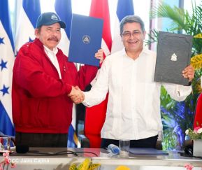 Reunión del Presidente Daniel Ortega y Compañera Rosario con el Presidente de Honduras Juan Orlando Hernández