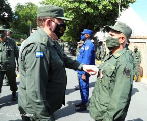 Acto en conmemoración del Día del Soldado de la Patria