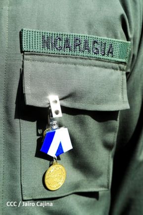 Acto en conmemoración del Día del Soldado de la Patria