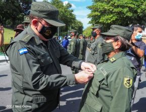 Acto en conmemoración del Día del Soldado de la Patria