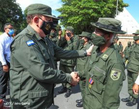 Acto en conmemoración del Día del Soldado de la Patria