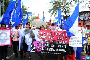Mujeres en Victorias realizan caminata en Distrito IV