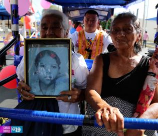 Mujeres en Victorias realizan caminata en Distrito IV