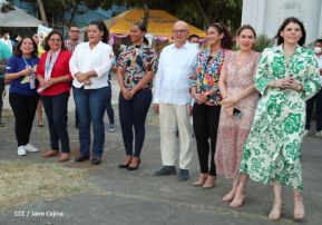 ¡Un Fin de Semana Enorme, Grande, de tanta Fiesta!