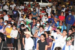 ¡Un Fin de Semana Enorme, Grande, de tanta Fiesta!