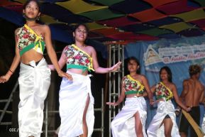 ¡Un Fin de Semana Enorme, Grande, de tanta Fiesta!