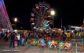 ¡Un Fin de Semana Enorme, Grande, de tanta Fiesta!