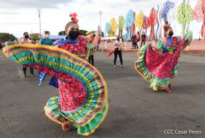 ¡Un Fin de Semana Enorme, Grande, de tanta Fiesta!