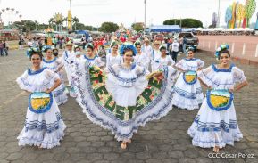 ¡Un Fin de Semana Enorme, Grande, de tanta Fiesta!