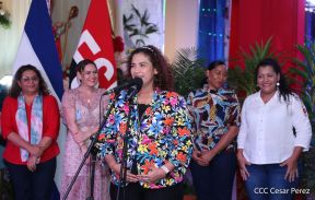 ¡Un Fin de Semana Enorme, Grande, de tanta Fiesta!