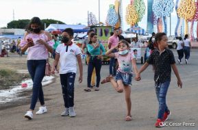 ¡Un Fin de Semana Enorme, Grande, de tanta Fiesta!