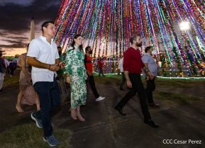 ¡Un Fin de Semana Enorme, Grande, de tanta Fiesta!