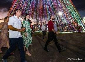 ¡Un Fin de Semana Enorme, Grande, de tanta Fiesta!