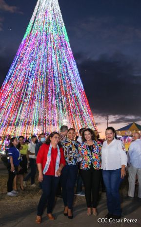 ¡Un Fin de Semana Enorme, Grande, de tanta Fiesta!