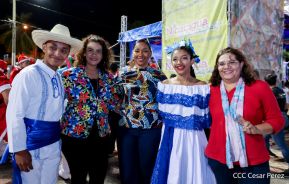 ¡Un Fin de Semana Enorme, Grande, de tanta Fiesta!