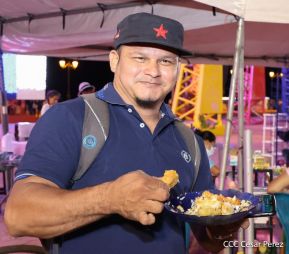 ¡Un Fin de Semana Enorme, Grande, de tanta Fiesta!