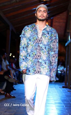 Granada exhibe lo mejor de la creatividad en el diseño, arte y la moda