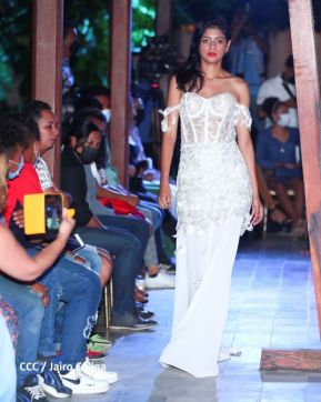 Granada exhibe lo mejor de la creatividad en el diseño, arte y la moda