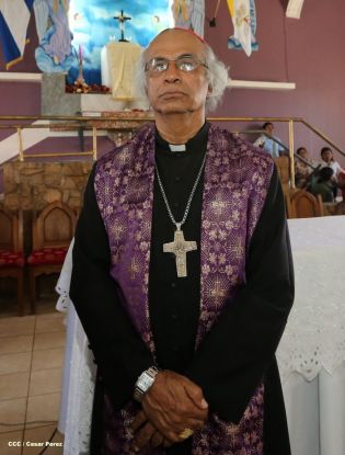 Cardenal Brenes participa de Viacrucis en Carazo
