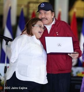 Juramentación del Pueblo Presidente