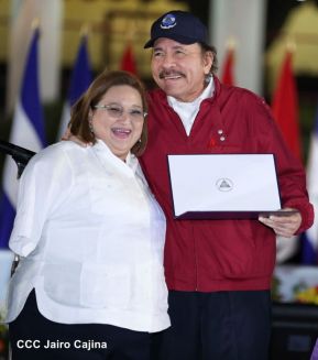 Juramentación del Pueblo Presidente