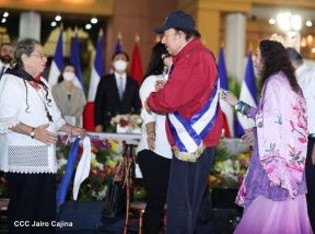 Juramentación del Pueblo Presidente