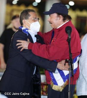 Juramentación del Pueblo Presidente