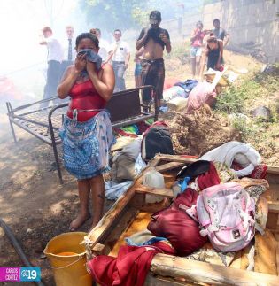 Cinco casas totalmente quemadas en barrio La Arenera de Ciudad Sandino