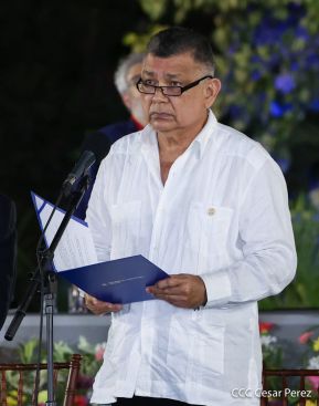 Juramentación del Pueblo Presidente