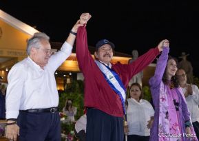 Juramentación del Pueblo Presidente