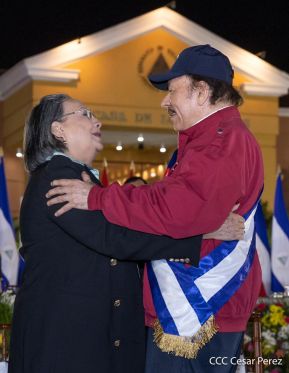 Juramentación del Pueblo Presidente