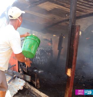 Cinco casas totalmente quemadas en barrio La Arenera de Ciudad Sandino