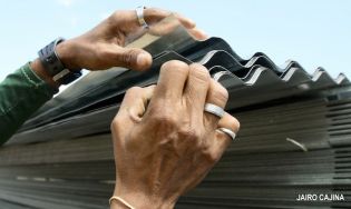 Entrega de Plan Techo en Managua